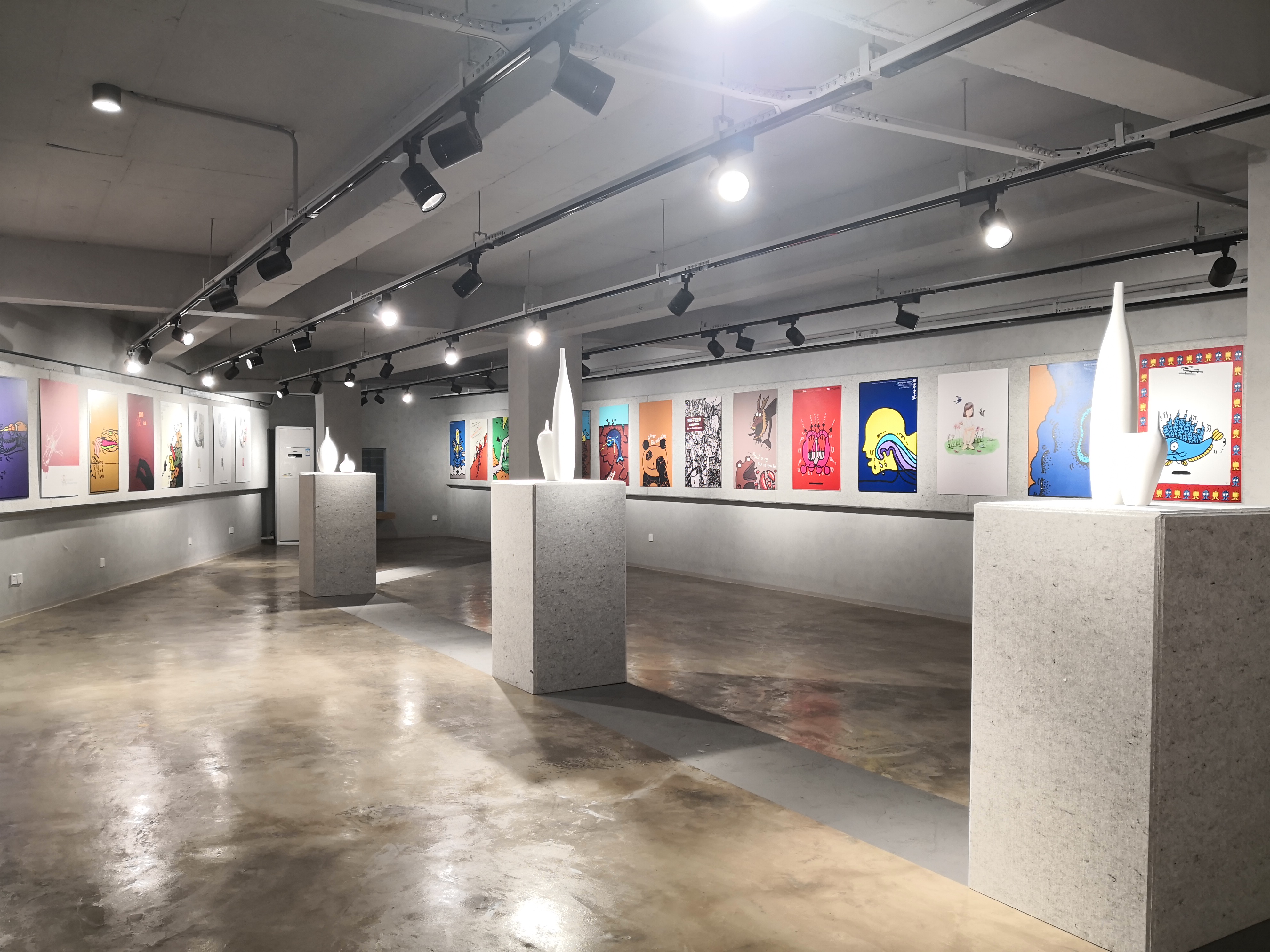 艺术展厅.jpg